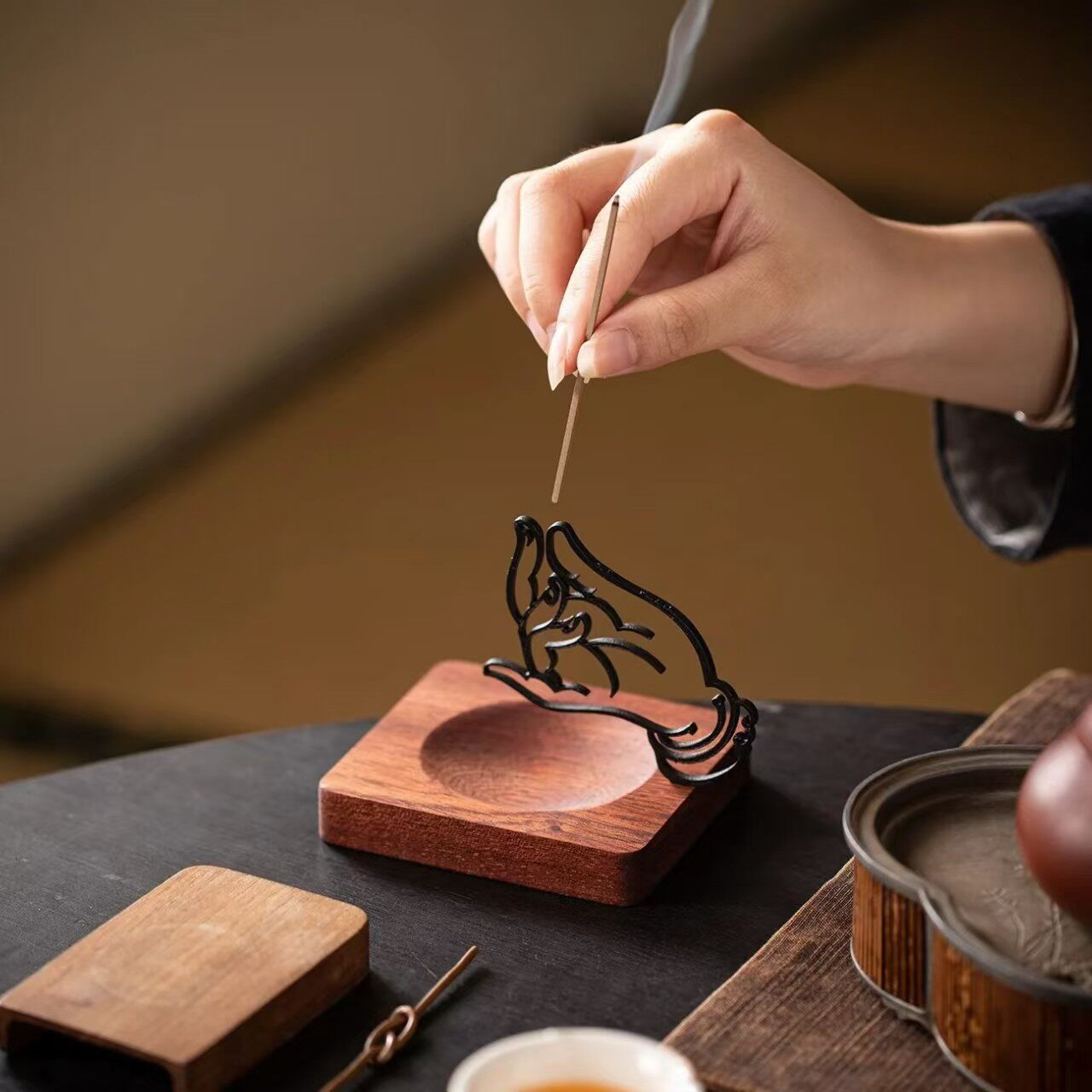 Buddha Hand Incense Stick Hold - огляд і ціна Home Fragrance Vanilla Cashmere